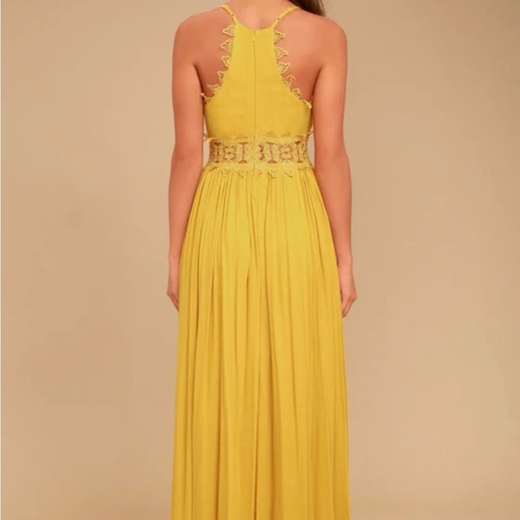 Lulu’s This Is Love Mustard Lace Maxi Dress Size Small NWT - Picture 2 of 2